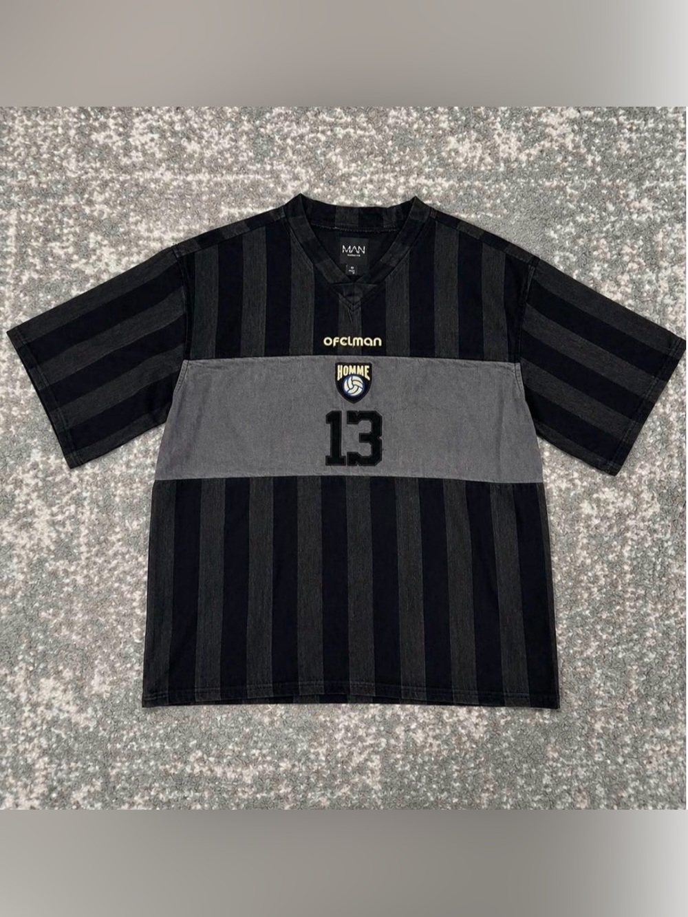 BoohooMAN Homme 13 Soccer Jersey Tee Black Grey Y2K Streetwear